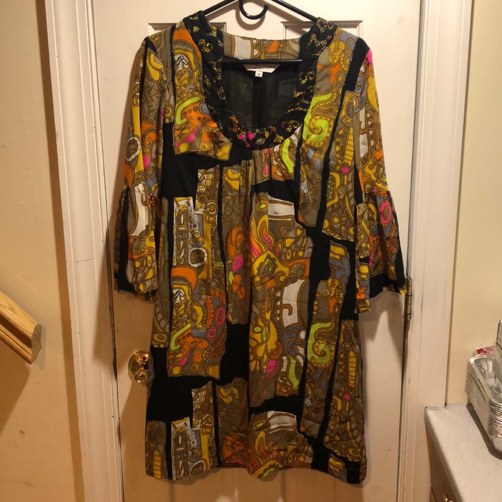 Trina Turk scoop neck shift dress